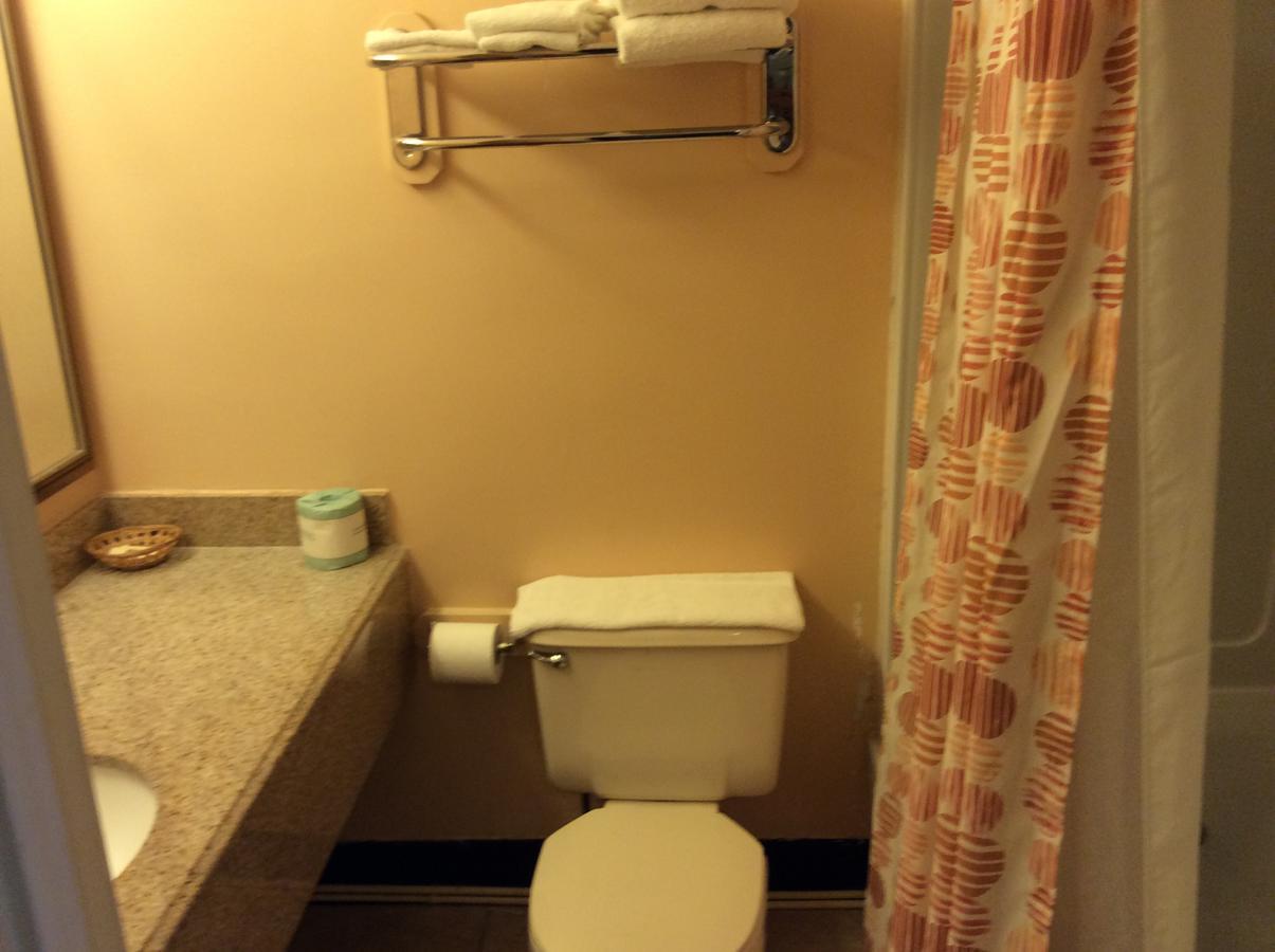 Village Inn Annapolis Extérieur photo